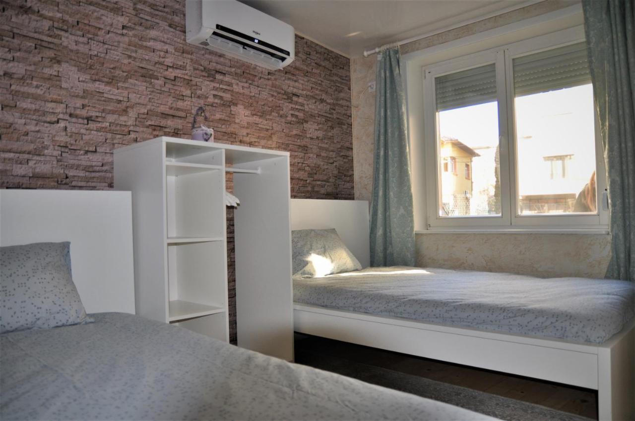 Ema Artistic House Hotel Pleven ภายนอก รูปภาพ