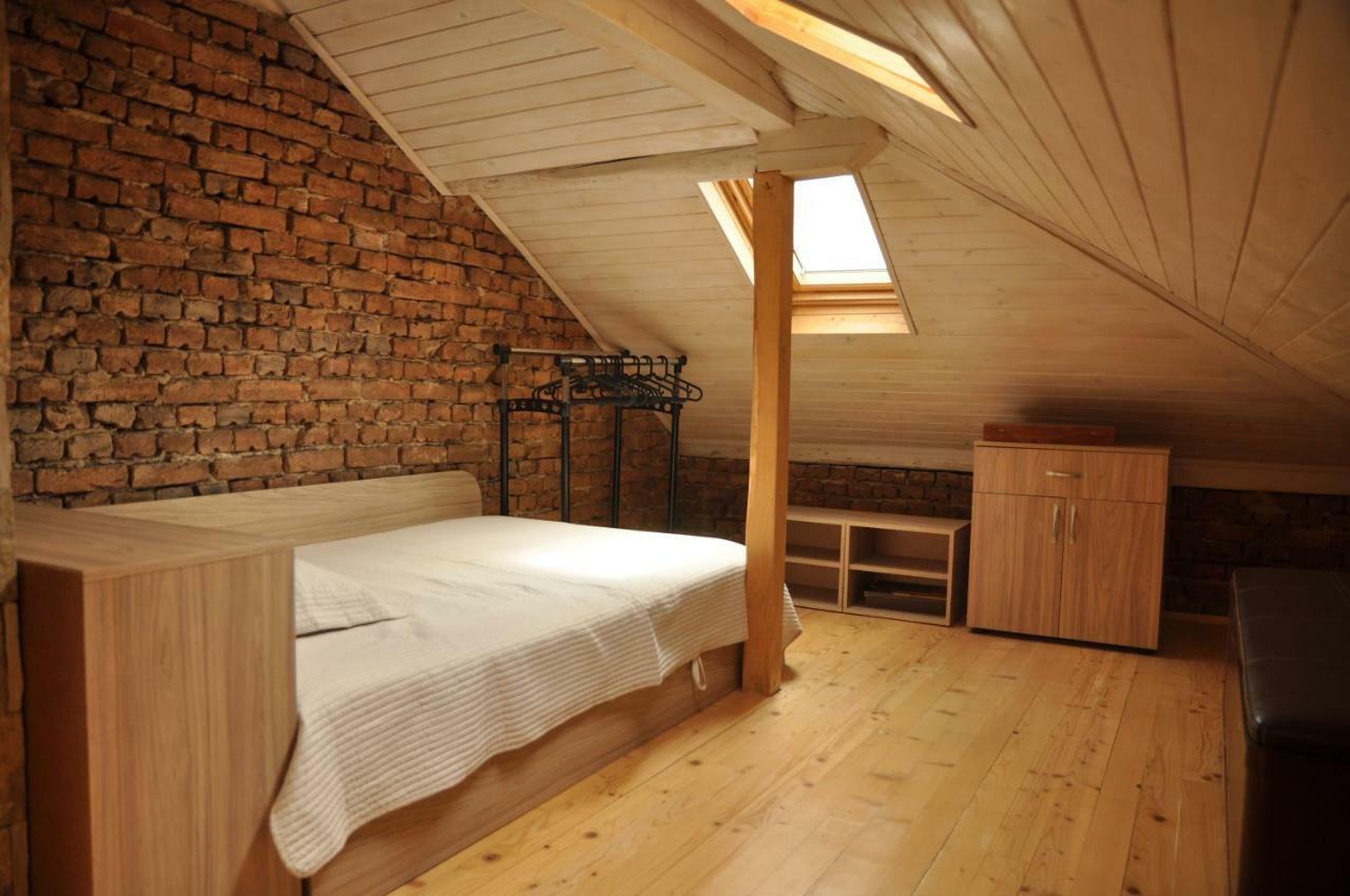 Ema Artistic House Hotel Pleven ภายนอก รูปภาพ